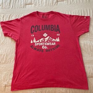 Columbia Sports Wear Company Men's Red Short Sleeve Crew Neck T-Shirt